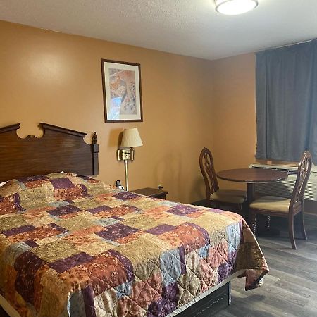 Hoosier Travel Lodge Jeffersonville Exterior foto
